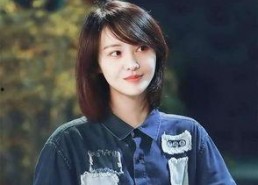 葛莉莎与郑爽合照片,时尚魅力碰撞